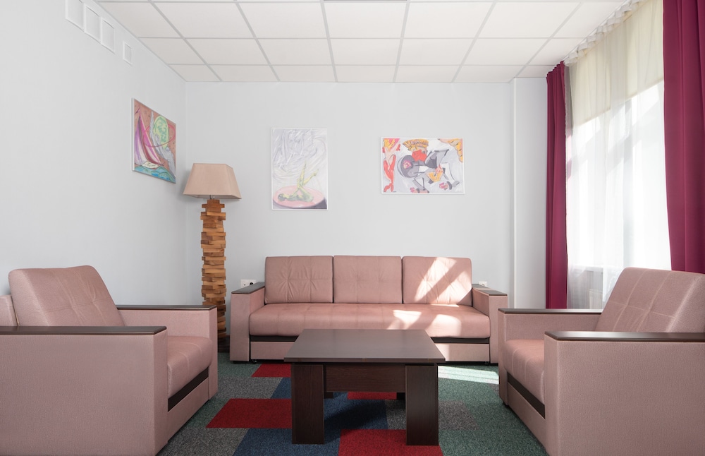 Family Room, Connecting Rooms photo 2