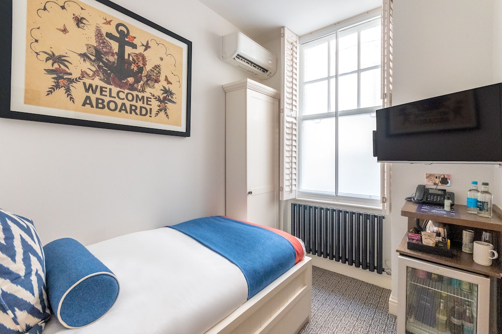 Single Room, 1 Twin Bed (Cosy) photo 1
