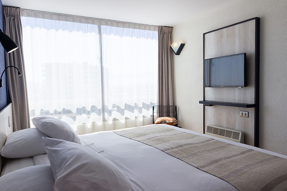 Suite, 1 Double Bed - Photo 7
