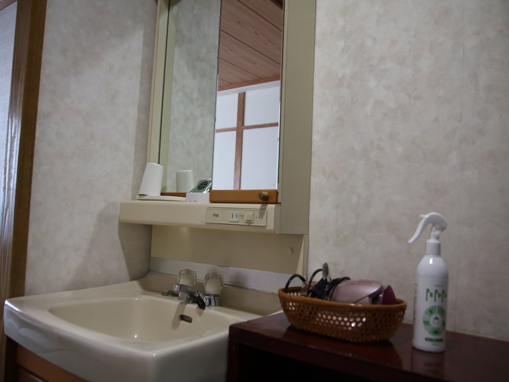 Deluxe Twin Room, Non Smoking photo 2