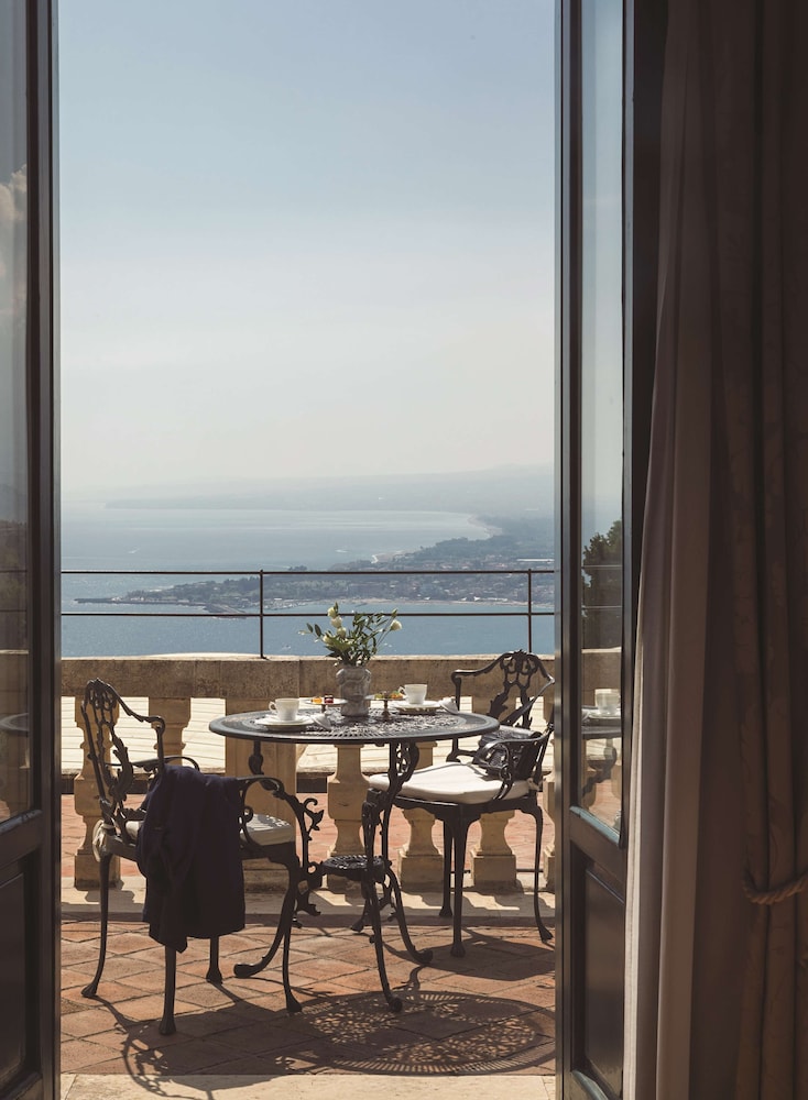 Junior Suite, Sea View (Premium - with Balcony or Terrace)
