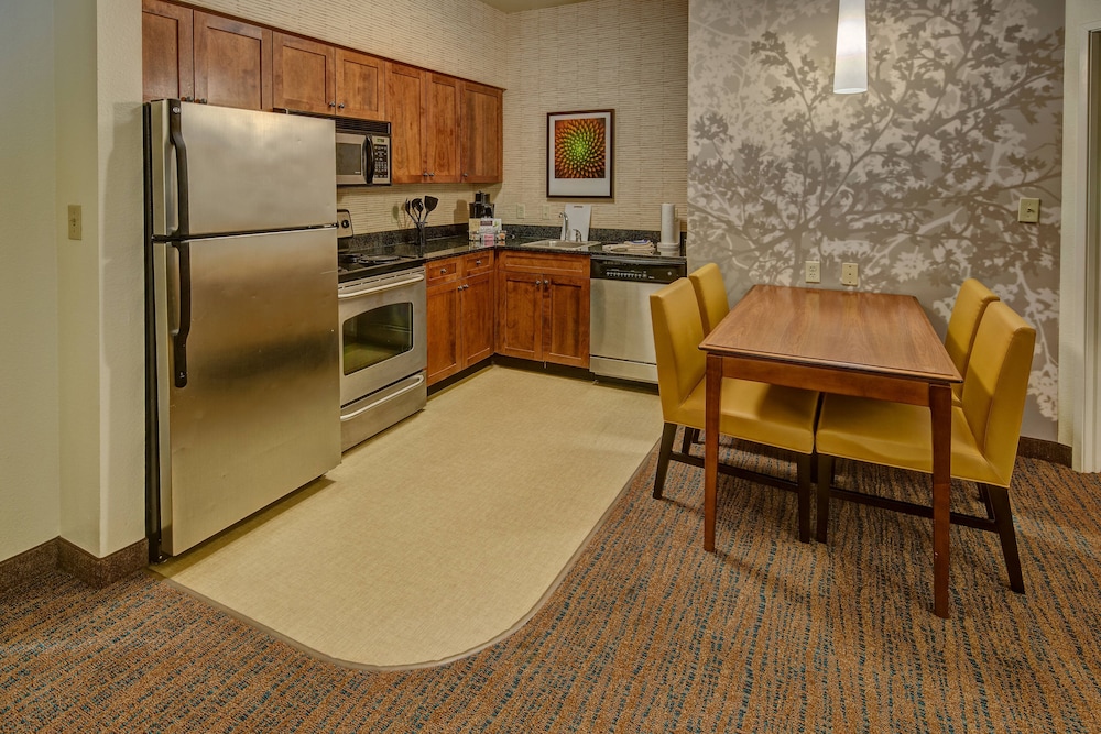 Suite, 1 Double Bed - Photo 4