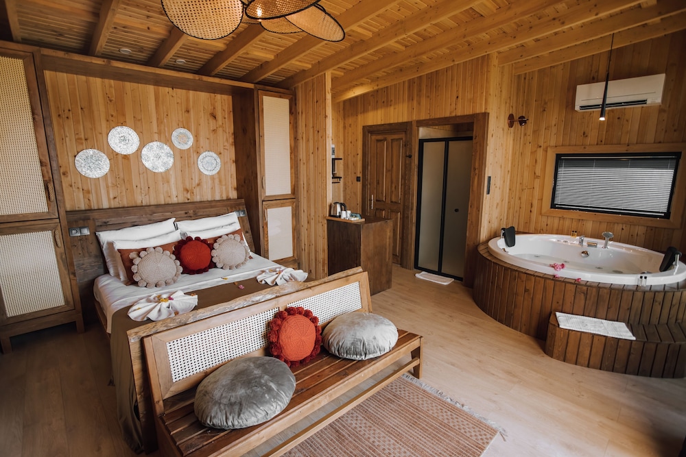 Romantische Studio-Suite mit Whirlpool