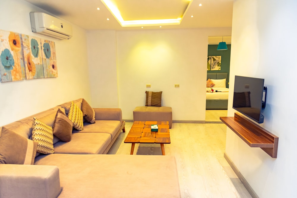 Superior Suite - Photo 2