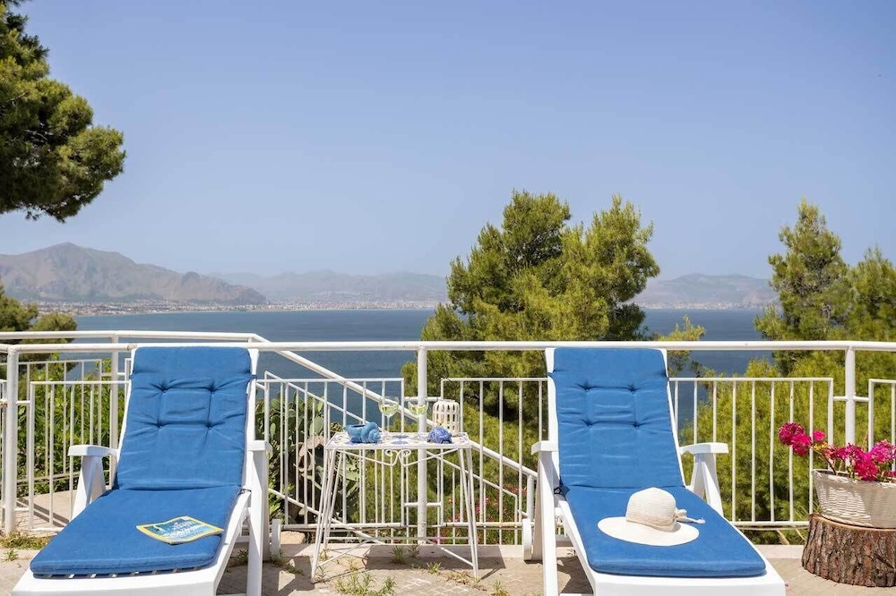 Apartment, Sea View photo 3