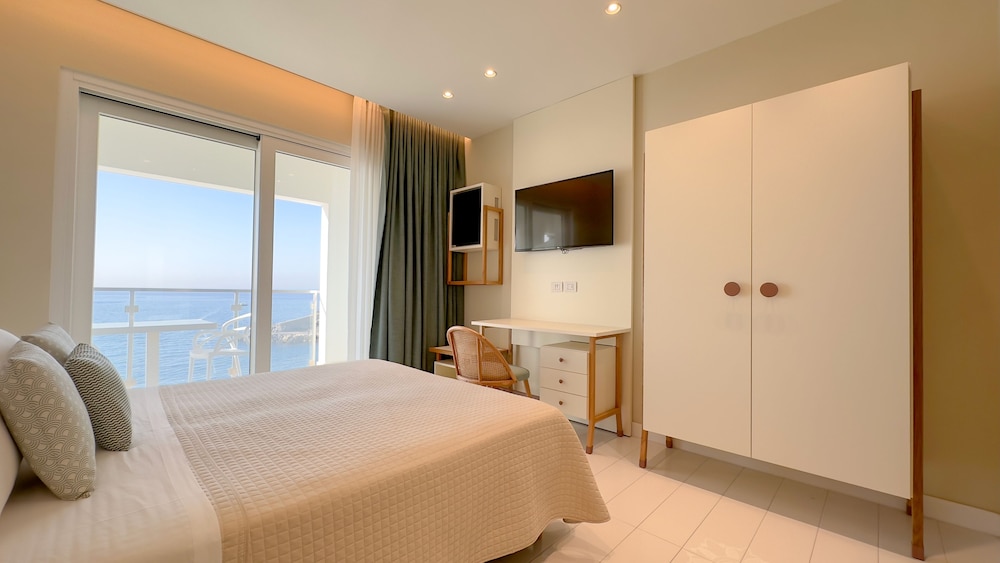 Junior Room