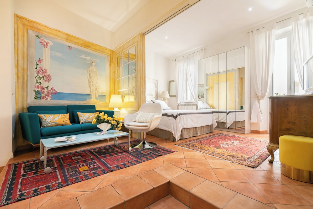 Monti Romantic Sunshine Maisonette (Via Leonina 37)