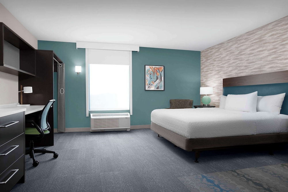 Studio Suite, 1 King Bed, Non Smoking photo 3