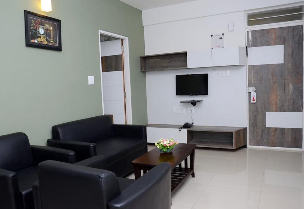 Premium Suite, 2 Bedrooms, Balcony photo 2