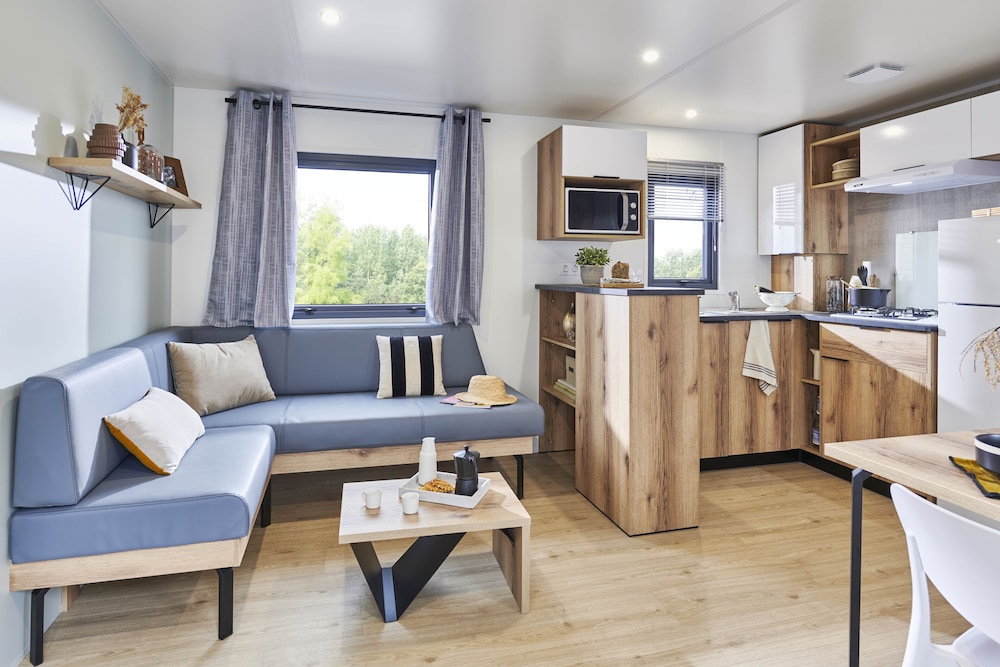 Mobilhome Revelatta, linge compris photo 1