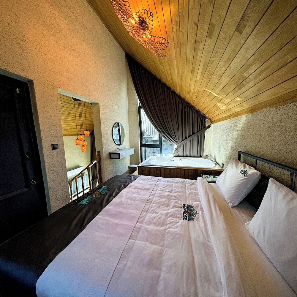Deluxe Suite, Garden View photo 2