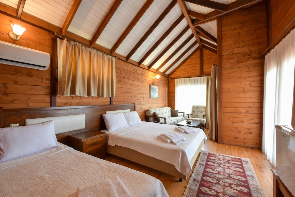 Pine Bungalow photo 3
