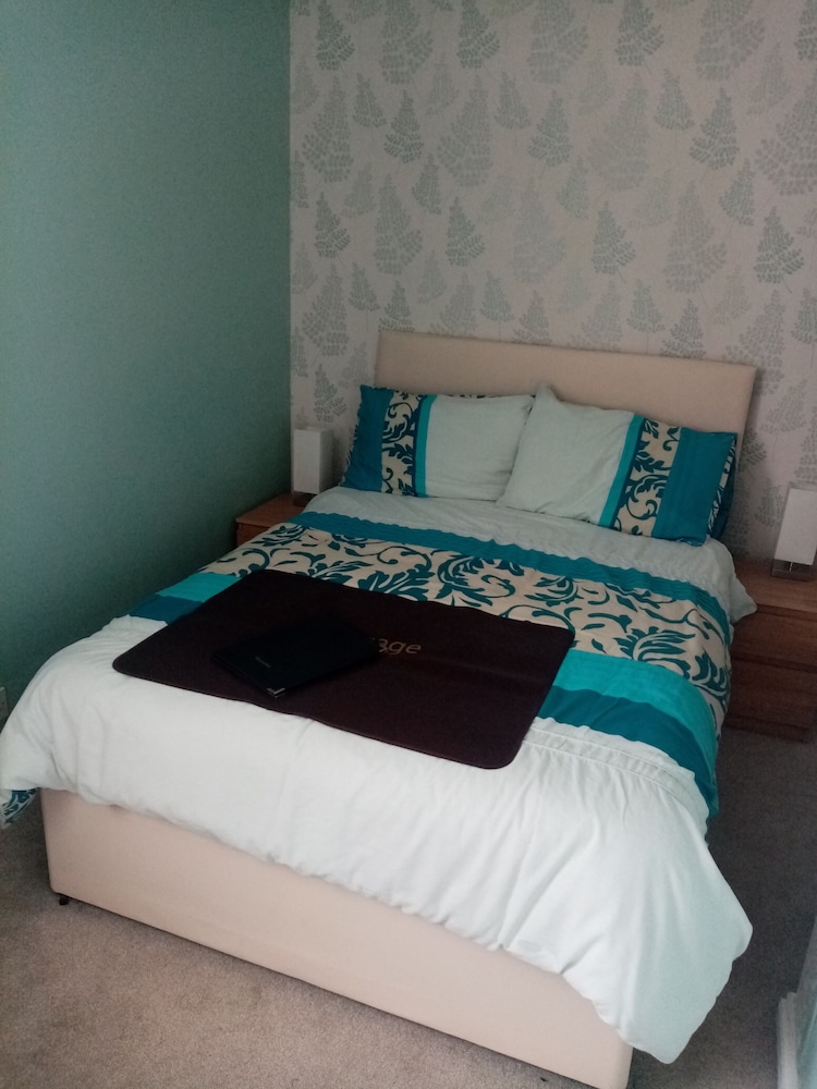 Double Room, Ensuite (2Bee) photo 3