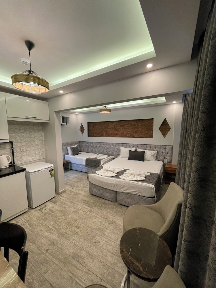 Luxury Apartment photo 1