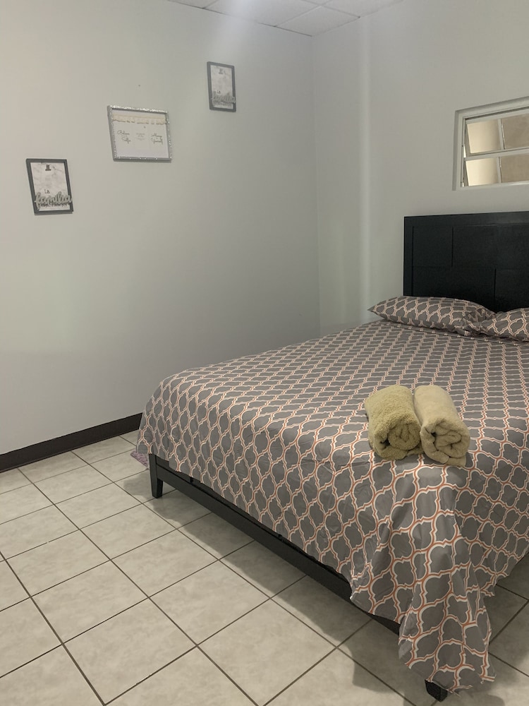 Deluxe Apartment, 1 Bedroom, City View, Ground Floor photo 3