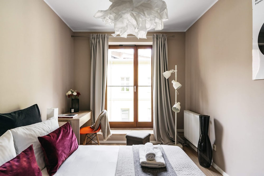 Deluxe Apartment
