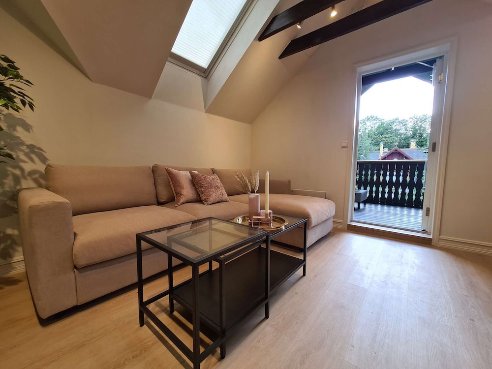 Apartment, 2 Bedrooms, Balcony, Garden View photo 3