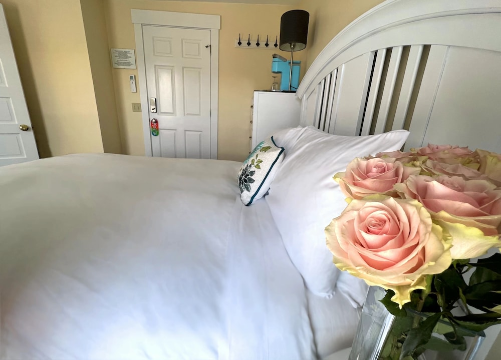 Standard Room, 1 Bedroom, Private Bathroom photo 1