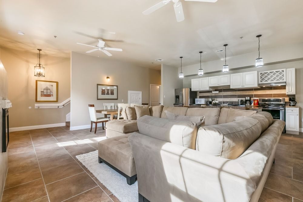 Exclusive Condo, 4 Bedrooms
