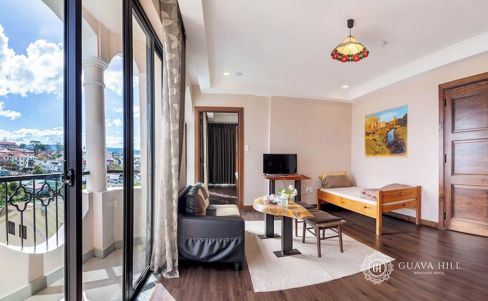 Deluxe Triple Room - Photo 3