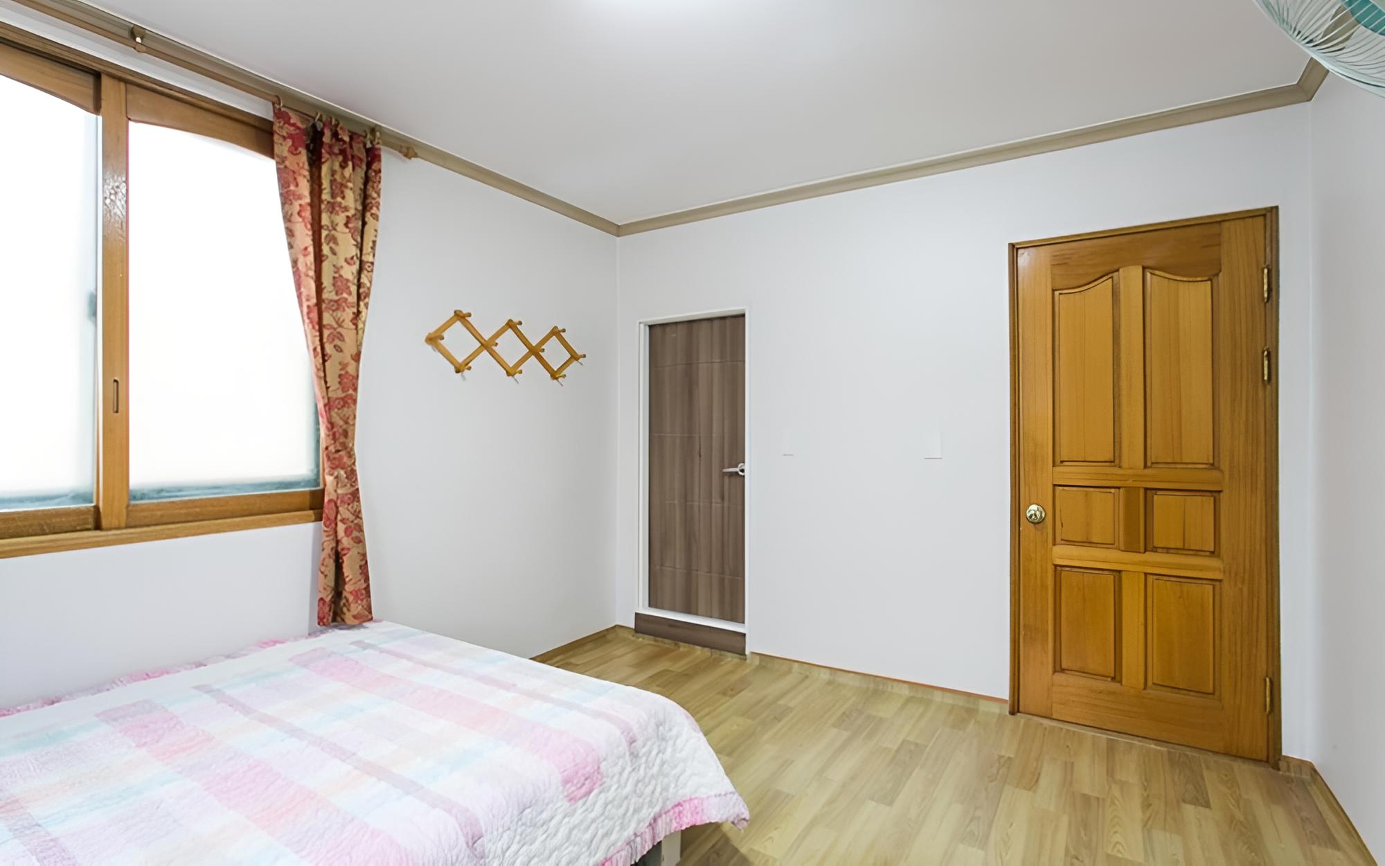 Room (Room 305) photo 1