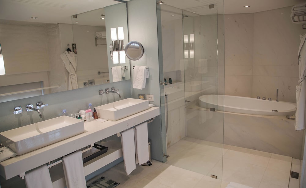 Suite, 1 King Bed, Terrace (Spa, Butler Service) photo 3