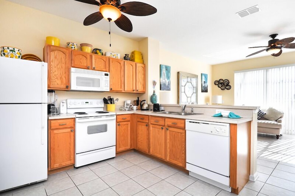 3 Bedroom Townhouse photo 3