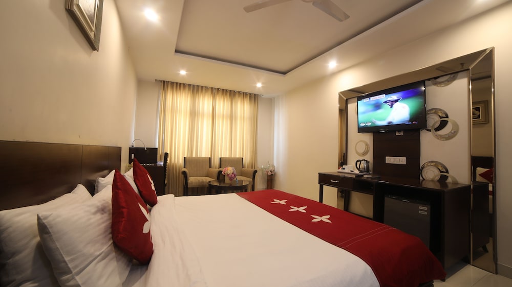 Executive Room - Photo 5