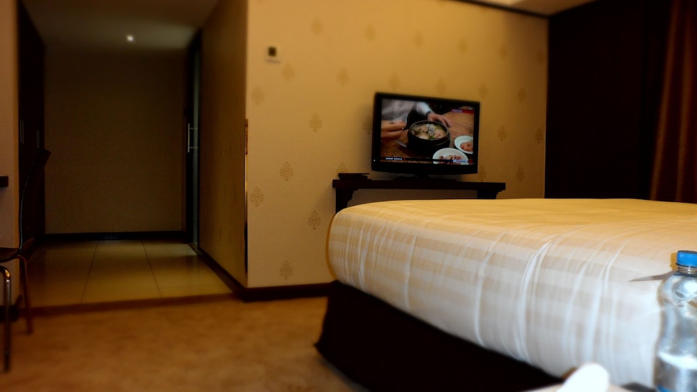 Executive Suite photo 2