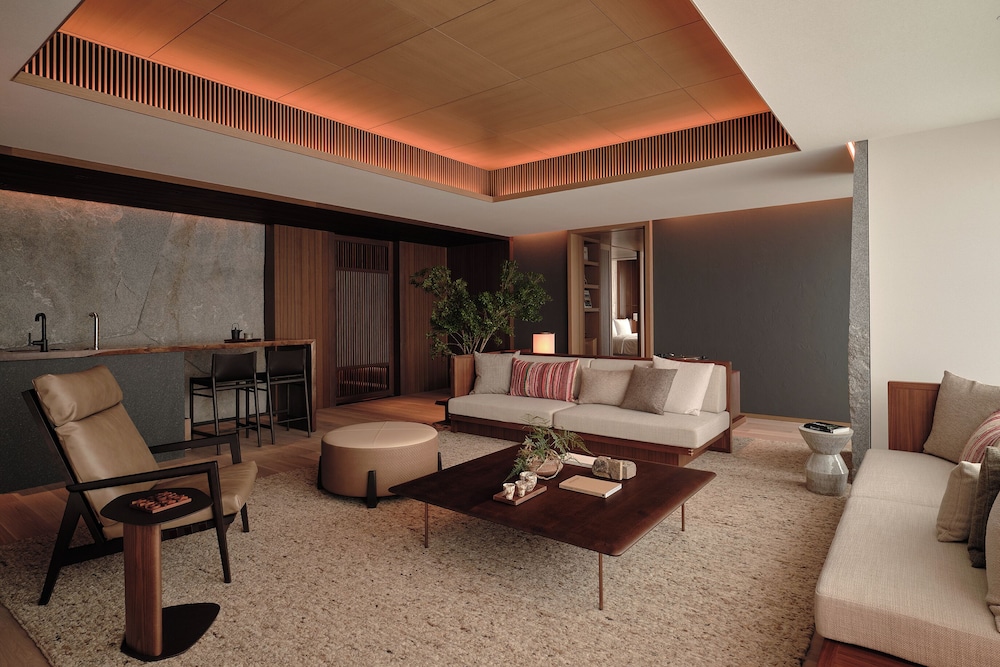 Suite, 1 King Bed (Patina | Osaka Castle View) - Photo 6