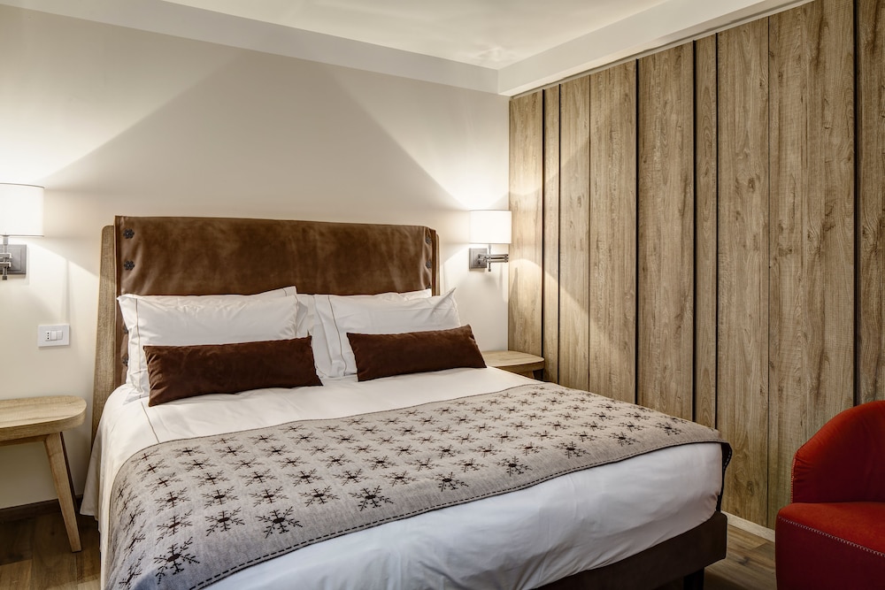 Classic Double or Twin Room