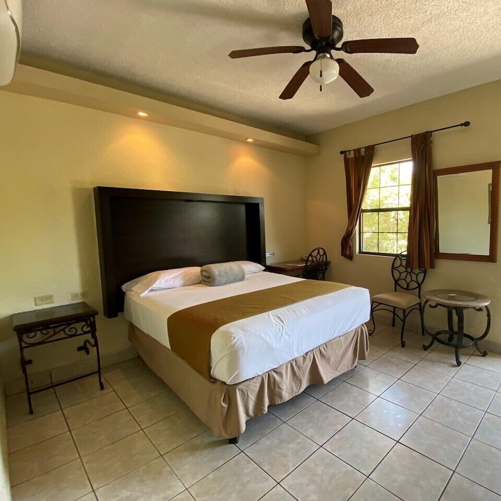 Standard Single Room, 1 Double Bed photo 1