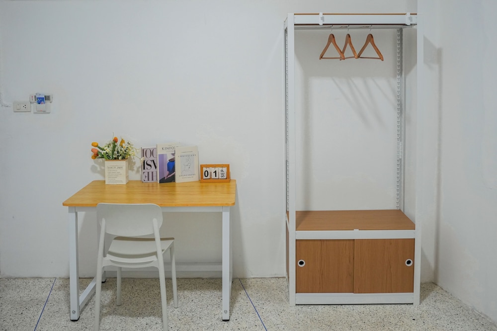Superior Room with Private Bathroom photo 2