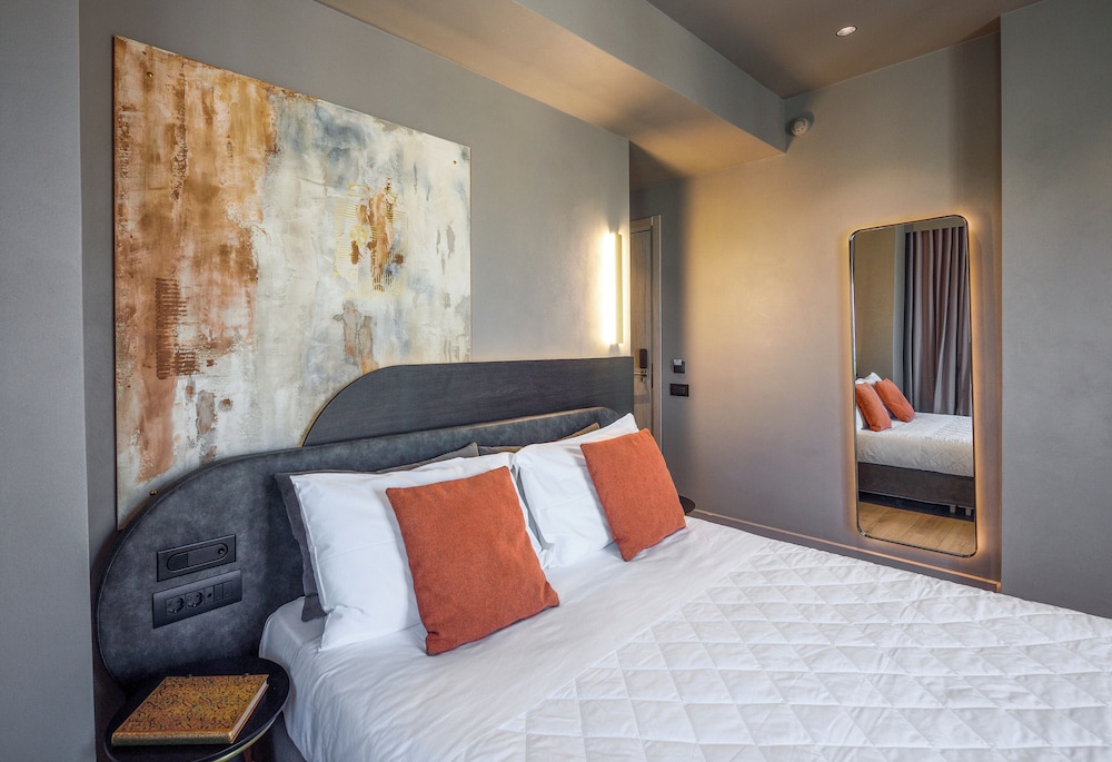 Deluxe Double Room, 1 Queen Bed, Park View photo 2