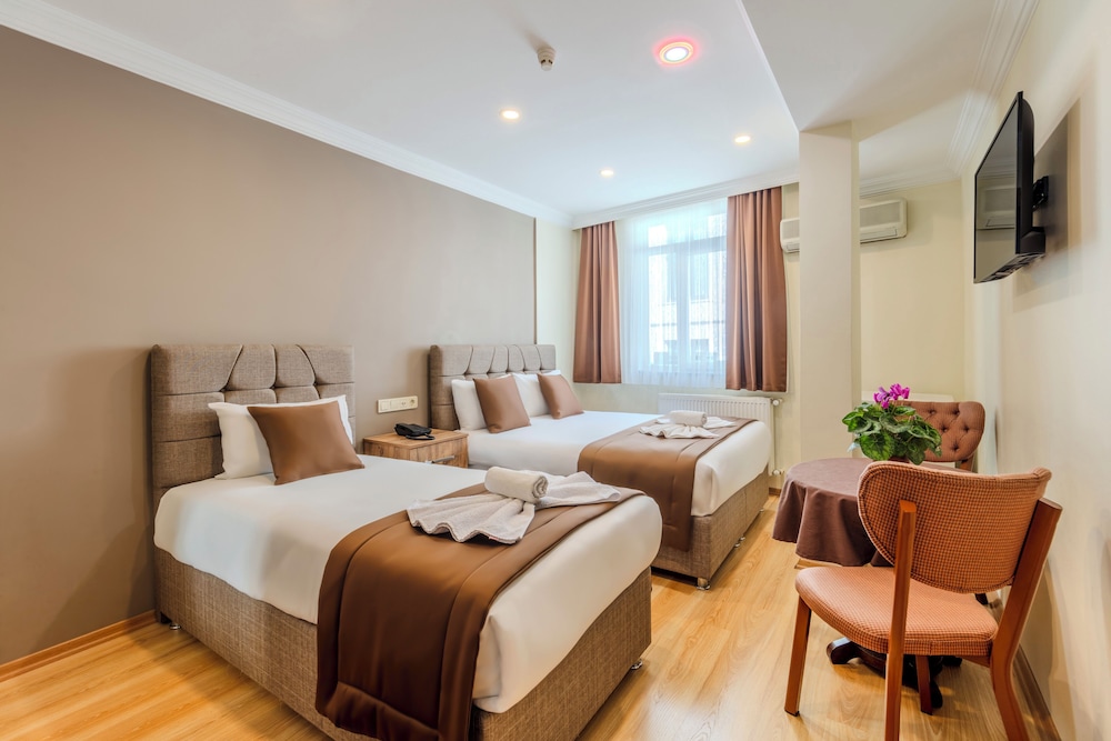 Standard Room, 2 Twin Beds photo 1