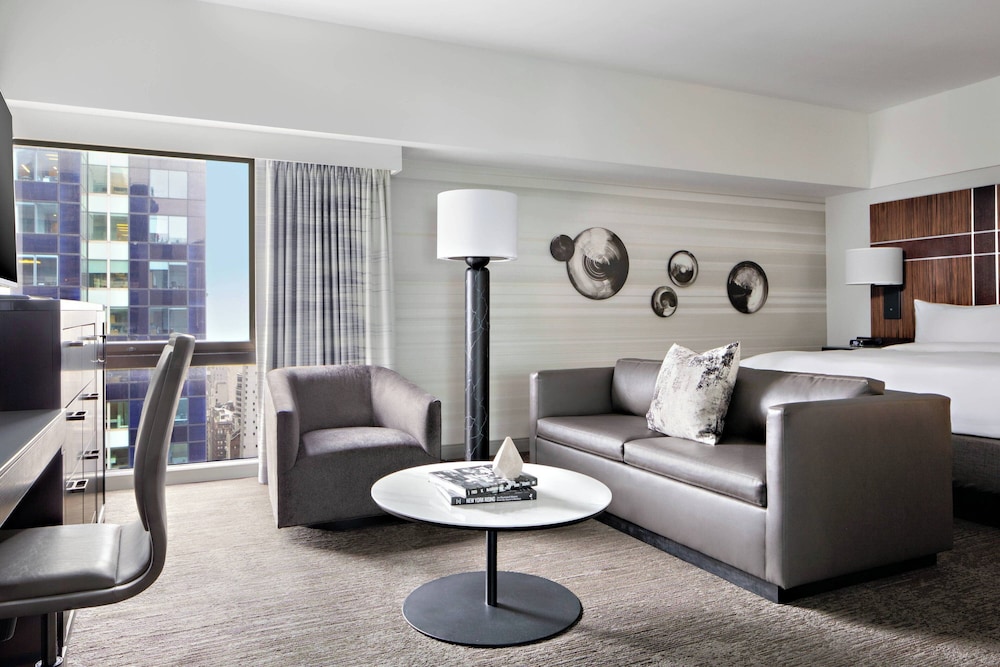Family Room, Multiple Beds, Corner (2 Double Beds, 1 King Bed, Sofa Bed)