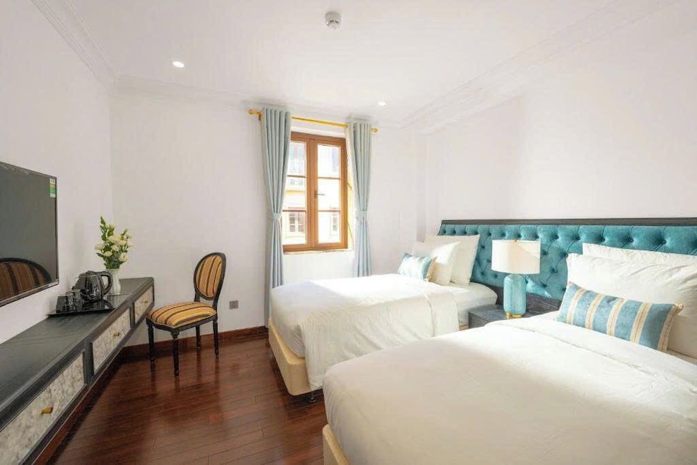 Double or Twin Room, City View photo 1