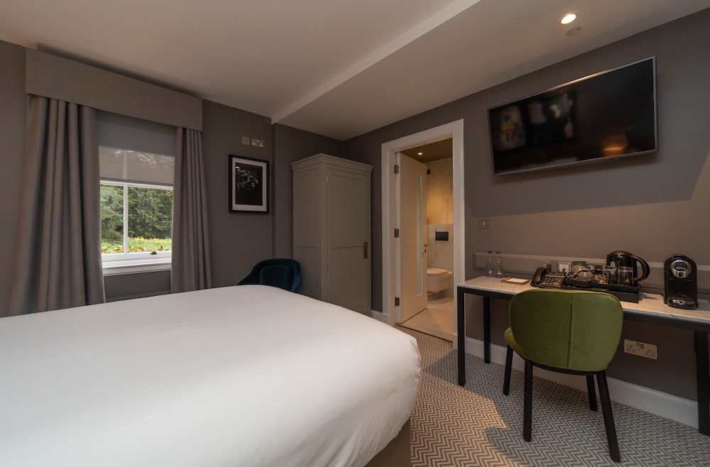 Standard Double Room, 1 Double Bed thumbnail 5