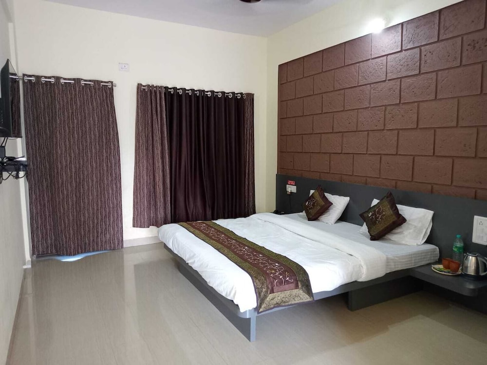 Superior Room - Photo 12