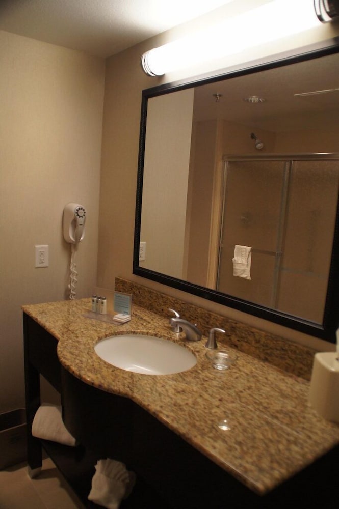 Room, 1 King Bed, Accessible, Non Smoking - Photo 4
