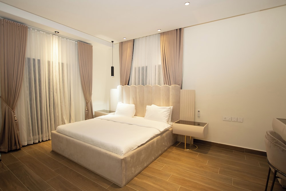 Luxury Apartment