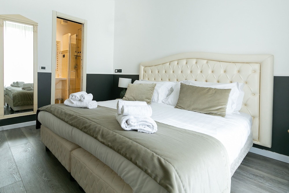 Luxury Double Room photo 3