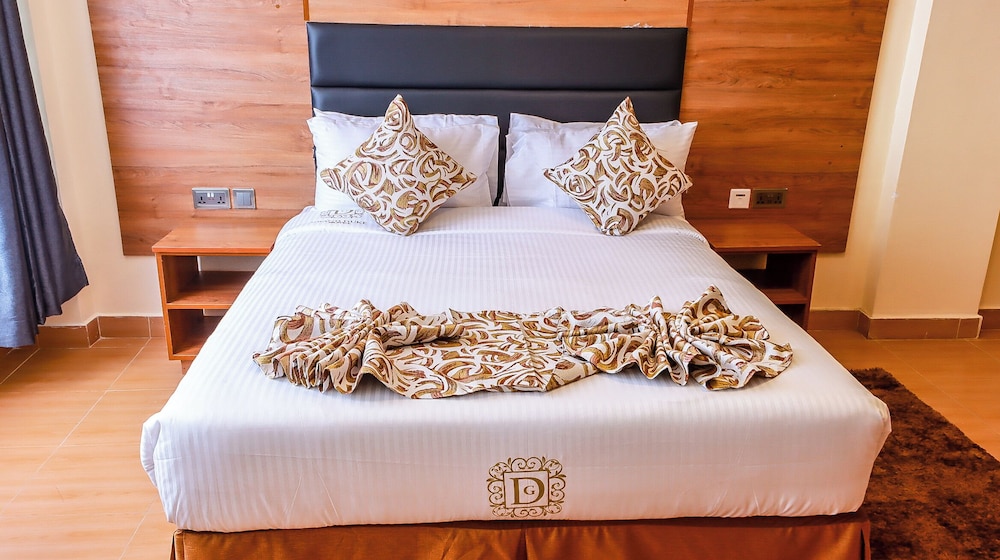 Deluxe Room, Lake View photo 2