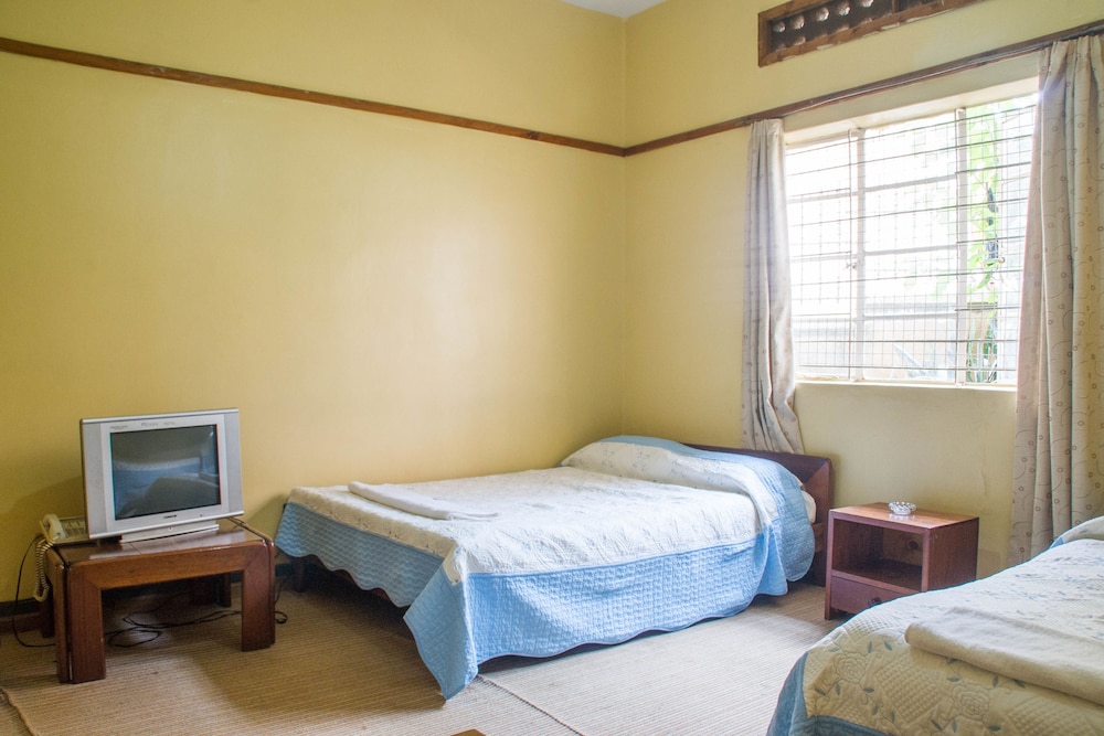 Standard Twin Room photo 3