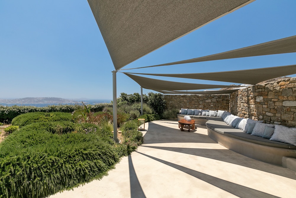 Exclusive Villa, 4 Bedrooms, Sea View (M One) - Photo 3