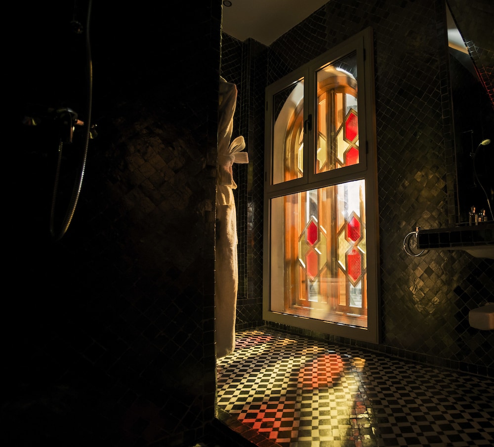 Junior Suite, Non Smoking - Photo 14