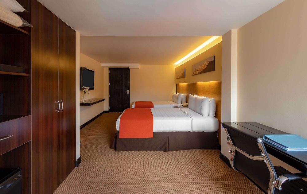Standard Twin Room - Photo 14