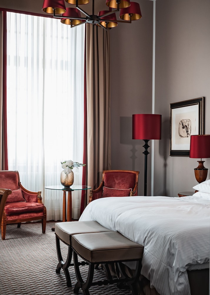 Grand Deluxe Room - Photo 3