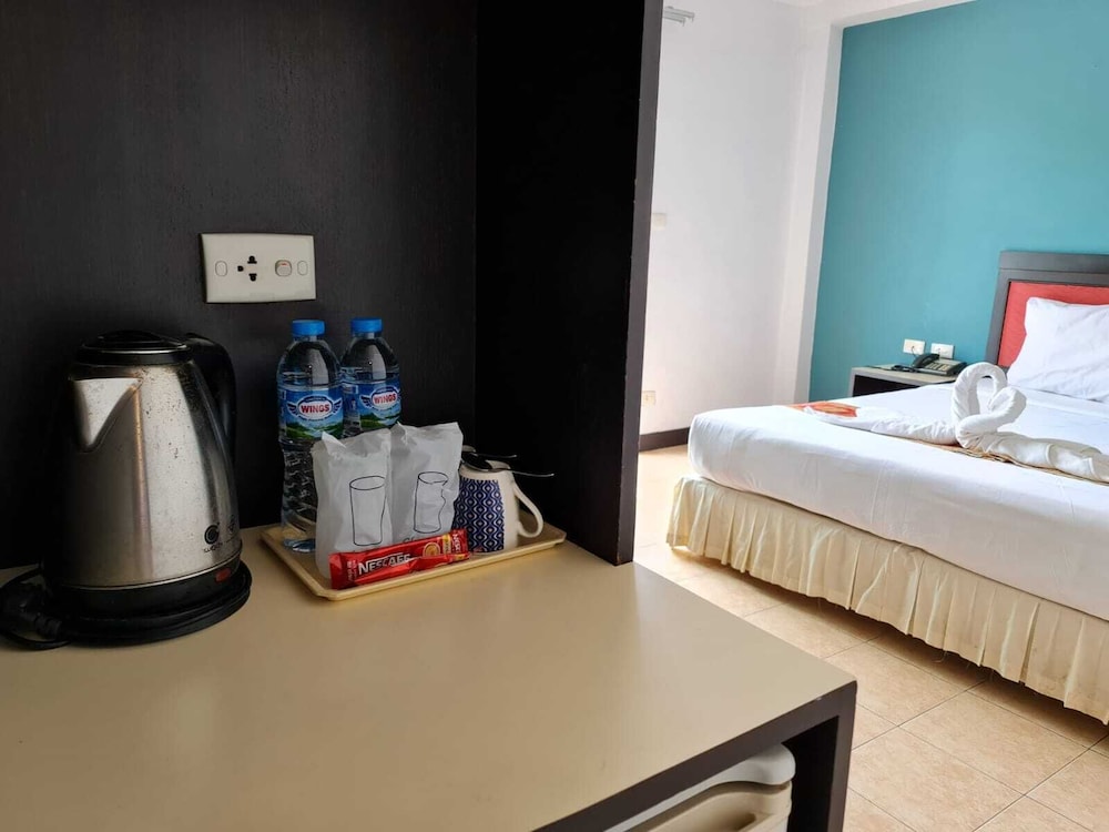 Deluxe Double or Twin Room - Photo 1