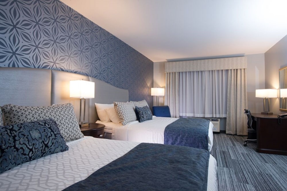 Standard Room, 2 Queen Beds, Non Smoking - Photo 2